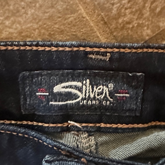 Silver Jeans Women's Dark Blue Skinny Jeans 29” waist and length - Picture 2 of 7